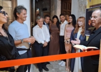 CAROVIGNO : INAUGURATA LA MOSTRA LUCE INTERIORE