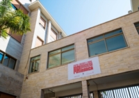 BRINDISI : BANNER CONTRO LA VIOLENZA SULLE DONNE