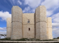CASTEL DEL MONTE : 