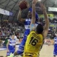 Brindisi non si ferma pi�